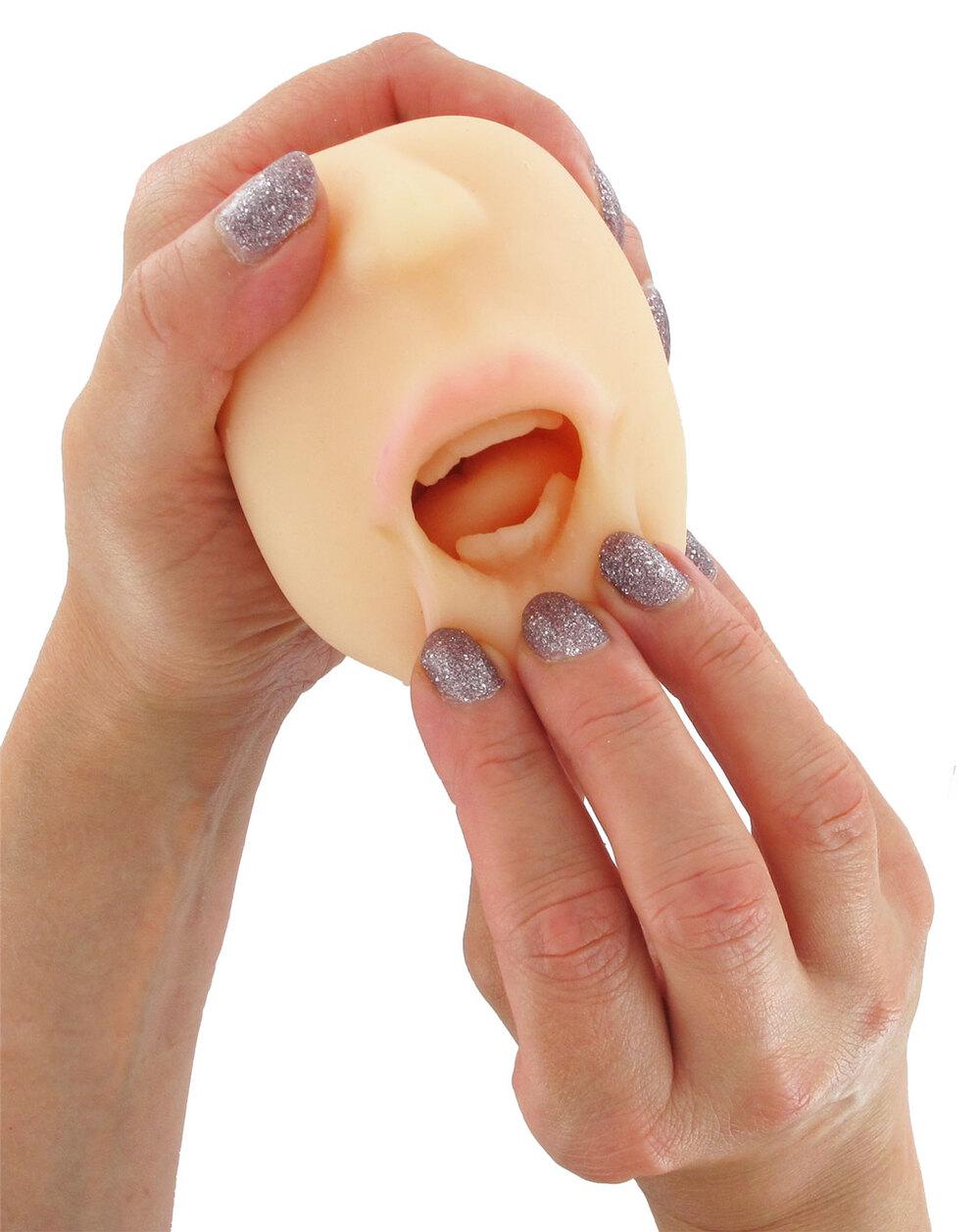 BASIC-X-Alexis-masturbator-usta-6 BASIC X Alexis - masturbátor ústa