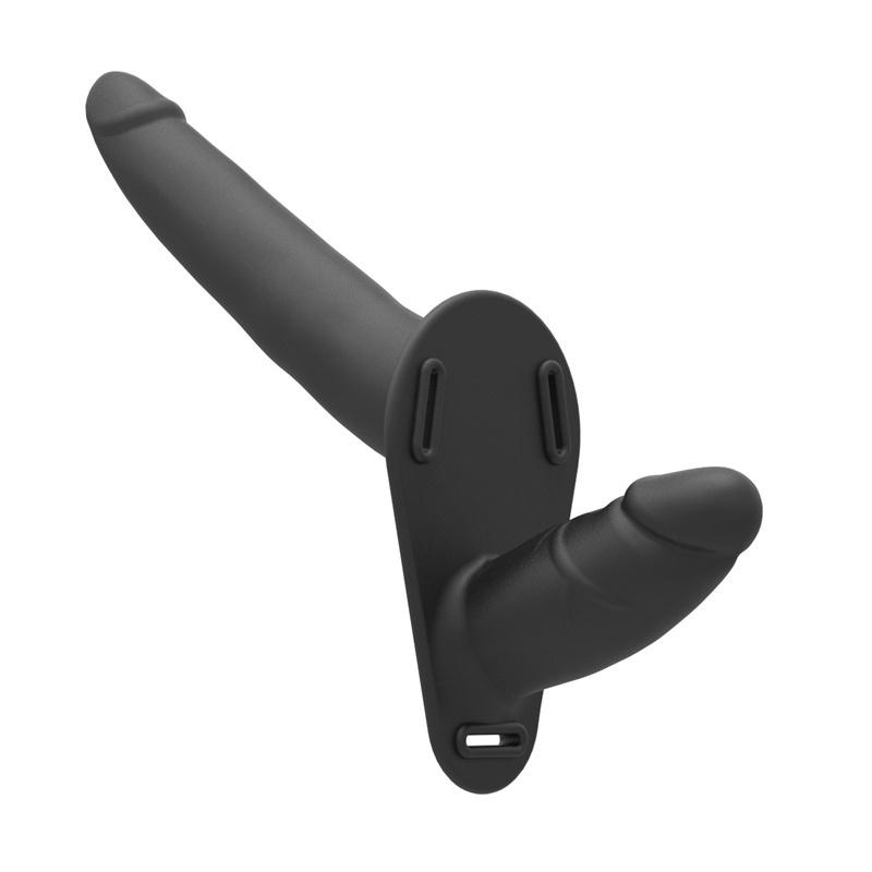 BASIC-X-Rene-postroj-s-dvojim-penisem-2 BASIC X Rene postroj s dvojím penisem