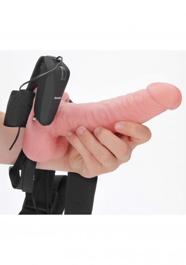 Realrock-Vibrating-Hollow-Strap-on-duty-pripinaci-penis-s-varlaty-18-cm-telovy-2 Realrock Vibrating Hollow Strap-on dutý připínací penis s varlaty 18 cm - tělový