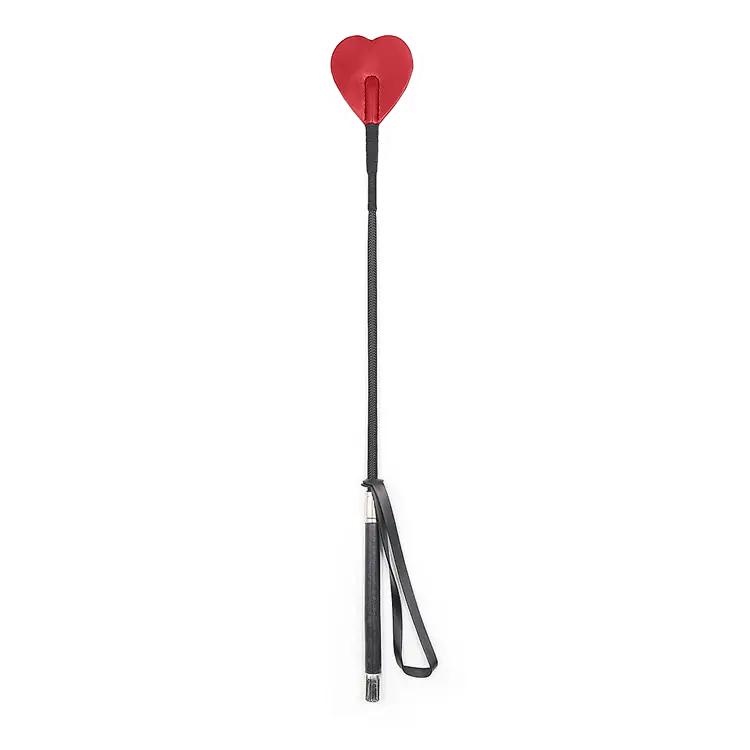 BASIC-X-HeartBite-bicik-ve-tvaru-srdce-–-cerveny BASIC X HeartBite - bičík ve tvaru srdce – červený