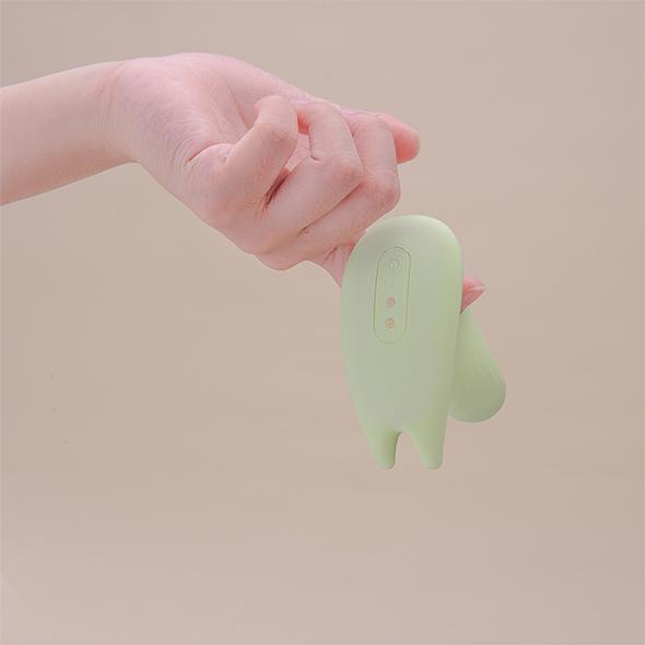 Magic-Motion-Umi-Dualni-vibrator-s-ovladanim-pres-aplikaci-zeleny-14 Magic Motion Umi Duální vibrátor s ovládáním přes aplikaci - zelený