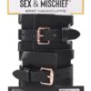 Sex and Mischief Pouta na ruce