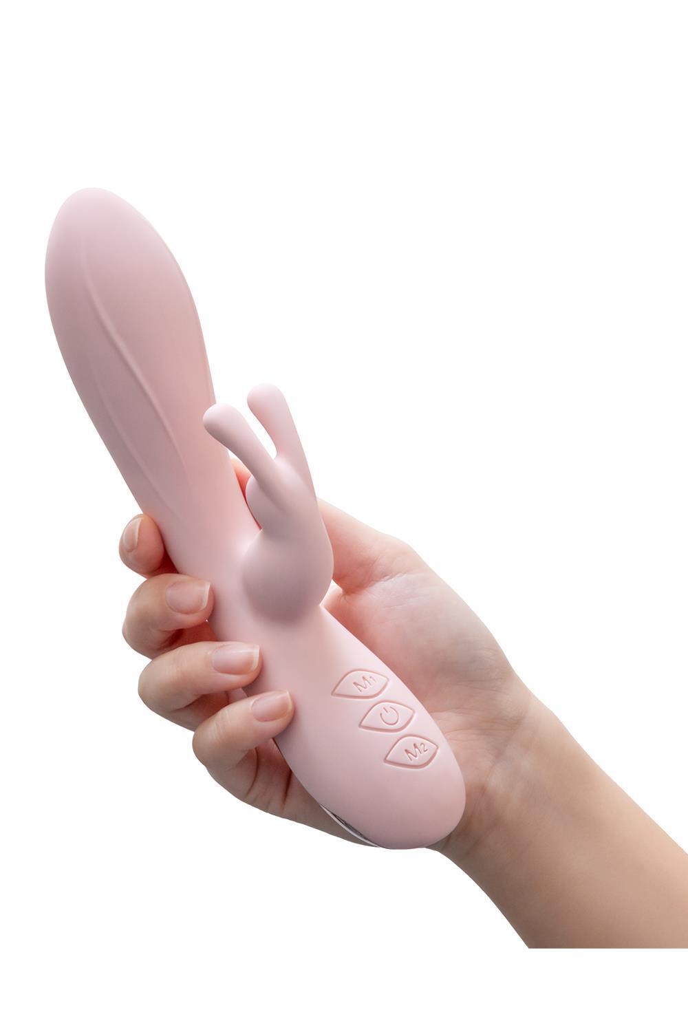 BLUSH-Morgan-rabbit-vibrator-2 BLUSH Morgan rabbit vibrátor